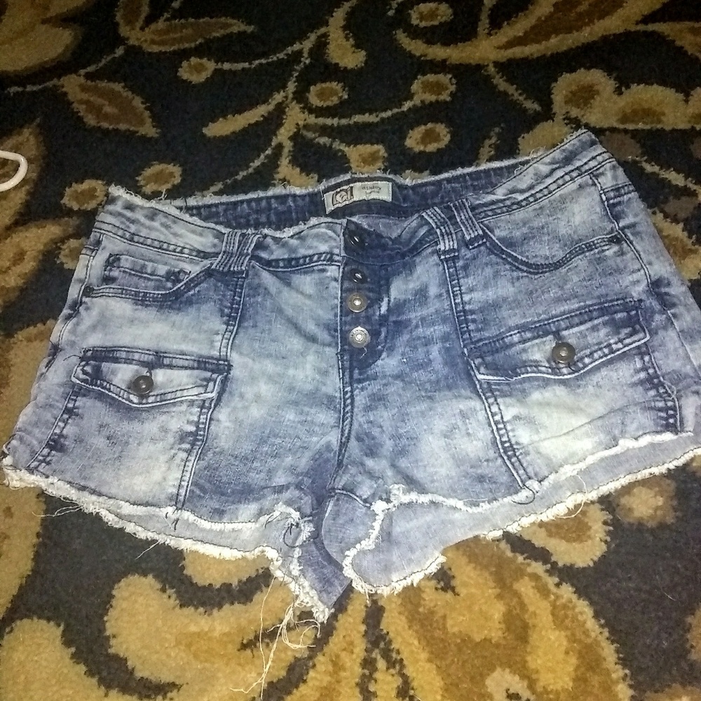 Ladies shorts
